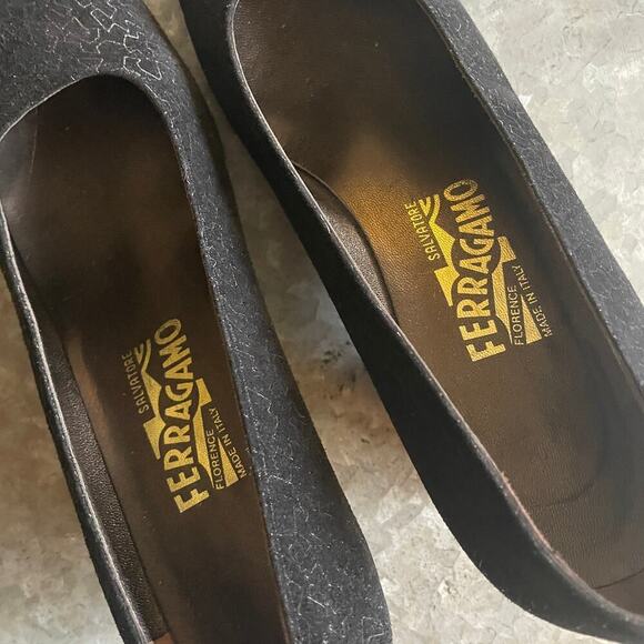 Vintage Salvatore Ferragamo Florence Suede Geometric Block Heel 10 Black Leather - Picture 8 of 9